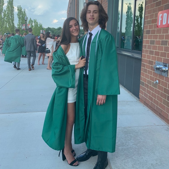 Meet your Posher, Lindsey - Picture 1 of 1